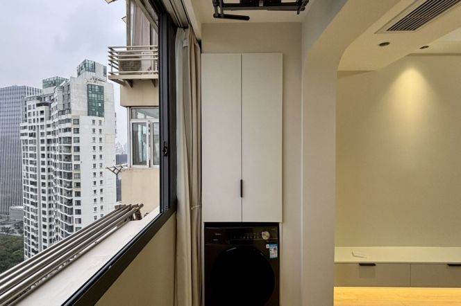  1Bdr 1Bath/Spacious&New/Loushanguan Rd Line 2/15 /Good View/Refined Decoration