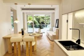 Changping Rd metro/2br2bt/central AC/floor heat/outdoor balcony/free club/tennis court