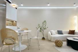 Charming 2BR High-Floor Apt Next to Wuding Rd Station/Jing'an Temple