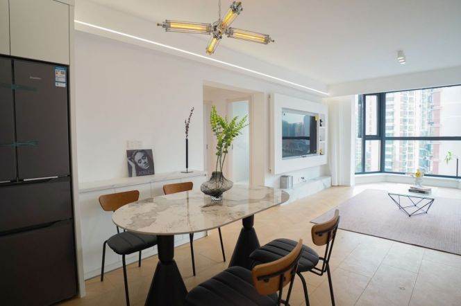 Brightly one br with elavator in changshou rd area