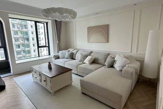3Br,Suzhou River View ,Near Changshou rd station,Line 7/13