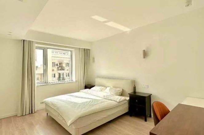 Zhongshan Park/3br2bt/central AC/floor heat/cloakroom/oven/outdoor balcony/tennis court