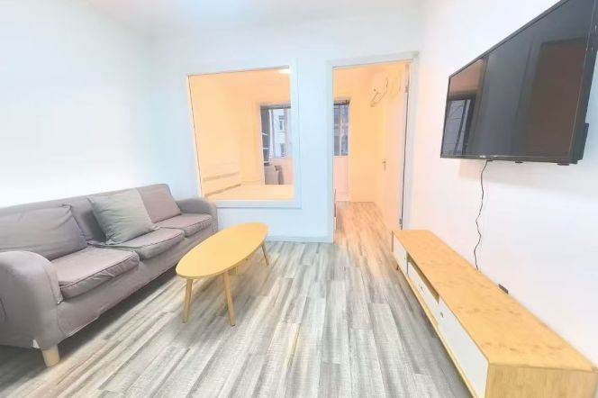 Cozy 1br/1lr @zhongshan park sta 5.3k