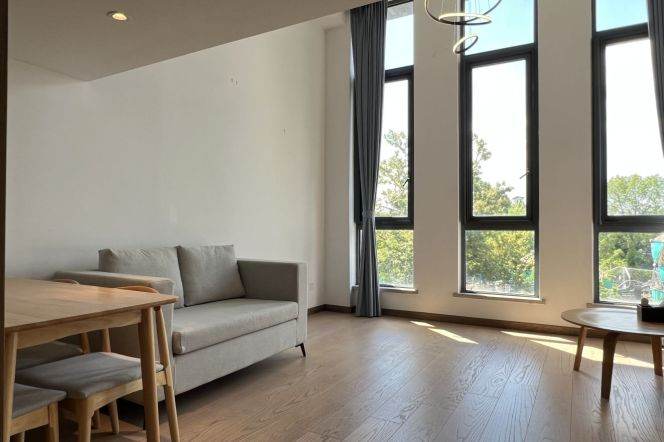 1Loft with utilities included into the rent near NECC,DSS and Shanghai French School