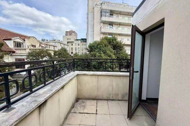 6Brs ChangLe Rd Garden House 