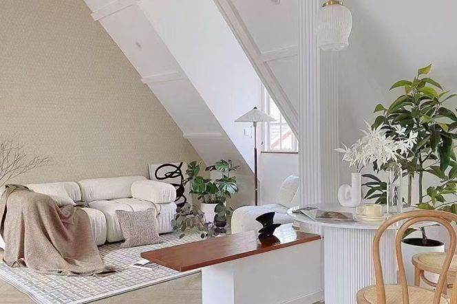 Charming 1BR 90㎡ Old Apt w/Two Terraces / Tianping Rd