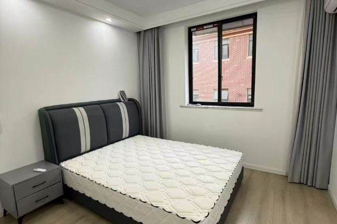 Amazing 2Br  +1Livingroom  near Songyuan  Rd Sta  M10 /7.5K/3F 