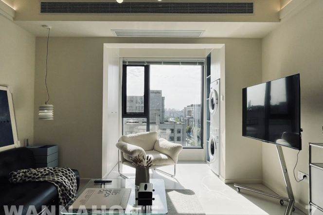 Great Compoud/Line 10MT+Laowaijie/Brand New/Crazy Sunshine/Large Storages/Heater/Cozy2br