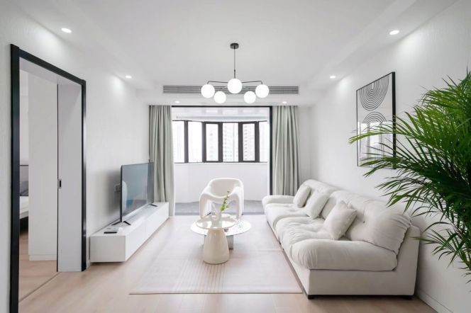 Valuable/Spacious 3BR+2BA with Fantastic View/Central AC 16.5K 