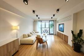 Jiangsu rd elevator 2BR apartment