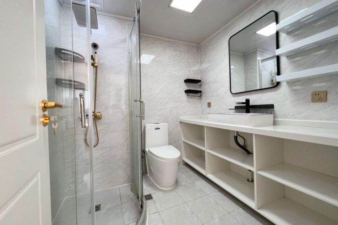 2 br+2 bath 140 sqm high rise&huge living room by Suzhou Creek 12.8K