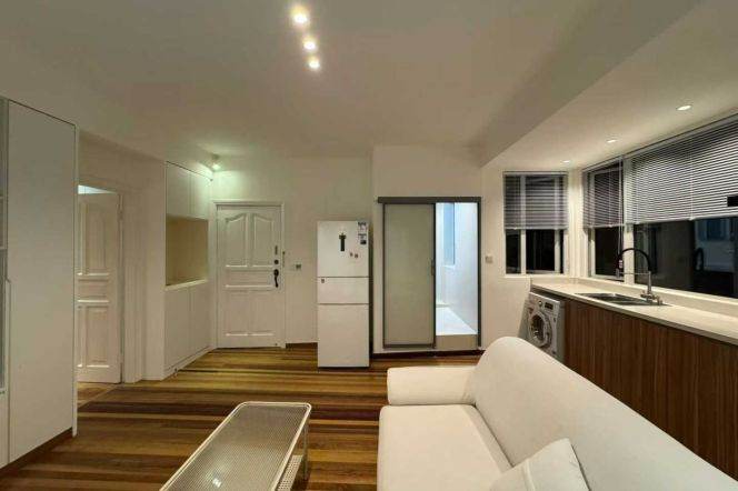  Homey 1br old house at Julu Rd &South Shaanxi Rd     L1/10/12