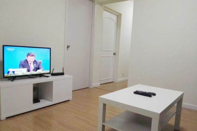 Nice master bedroom in shared apt @Xujiahui 