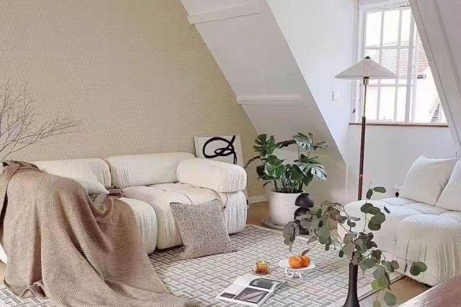 Charming 1BR 90㎡ Old Apt w/Two Terraces / Tianping Rd