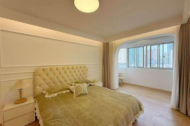 Beautiful Xintiandi 2Br apt,floor heating,lift