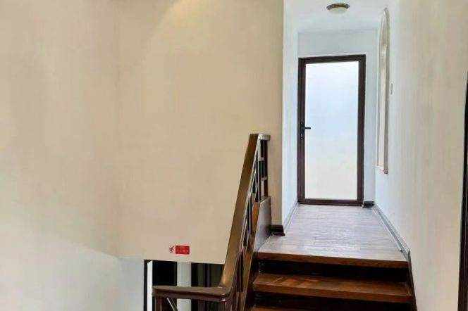 6Brs ChangLe Rd Garden House 