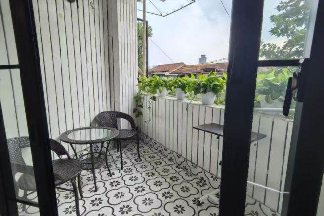 1BR 1LR /lovely & cozy / outdoor balcony / near IAPM 