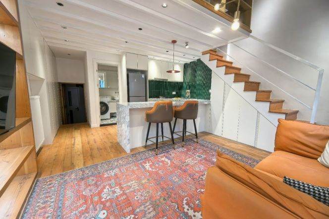 1br-Terrace-2-minute walk to Line 7/9, Zhaojiabang Road