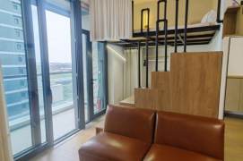 Unique loft 1+1 br next NYU shanghai, 4 mins walking to L6/8/11 Oriental sports center st.