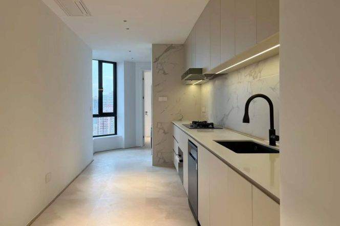 Belgravia Place/Huashan rd 230sqm