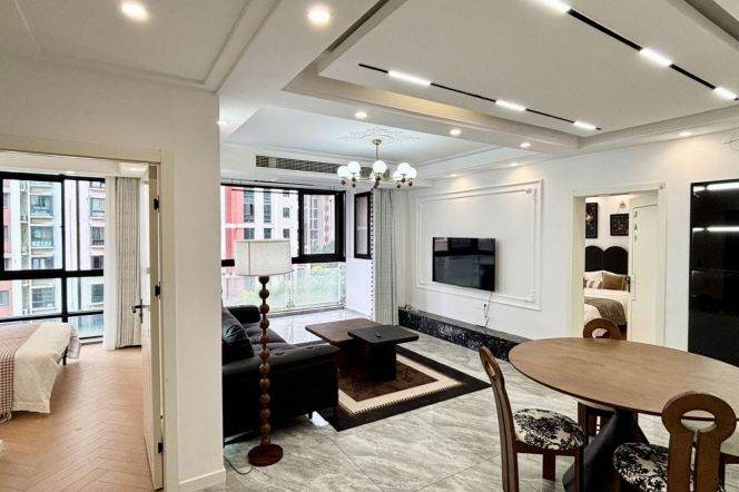  2Bdrs 2Baths Apt/Spacious&Modern&Bright/L11/13 Longde Rd/Nice Compound/elevator