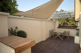 Changshu rd 3BR 2BATH with terrace