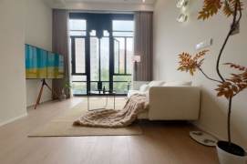Short Term super nice modern cozy spacious 1 br 11.5K golden location M2/7/14 Jing'an Temple
