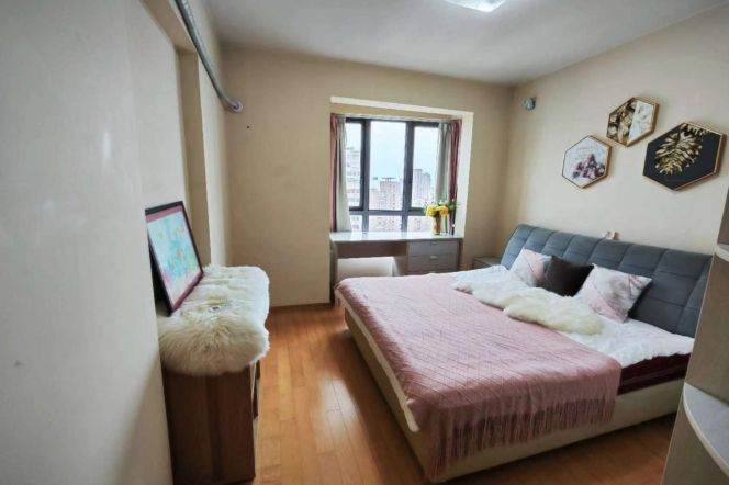 Cozy 2BR 2BA High-Floor in La Cite/Xujiahui, only 15k