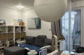 Elevator 1br apt with balcony@ jiangsu rd