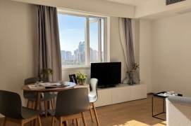 Bright 1Br+elevator + great sunshine | Hengshan rd Metro Line1 | SH Library L10