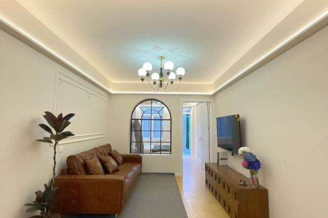 Jiaotong University 1BR with garden 