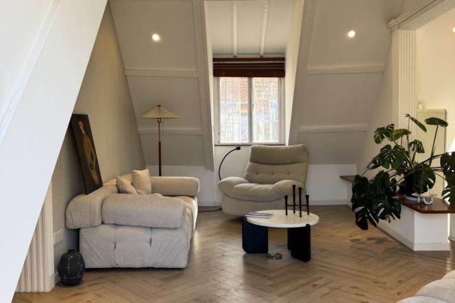 Good design 1BR Apt Nr Jiaotong Univer. Metro L10/11  | 2 terrace  