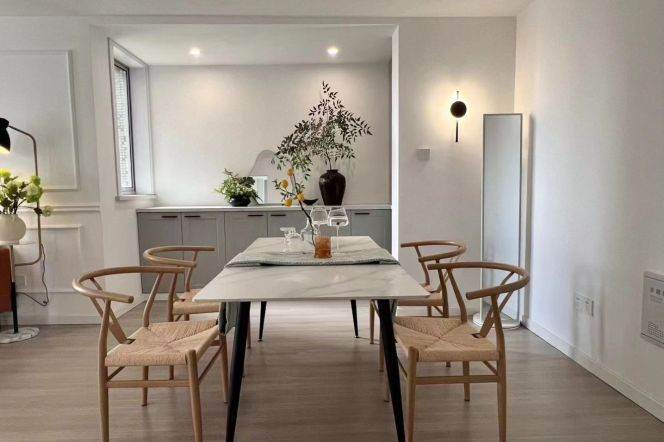 zhongshan park station one bedroom