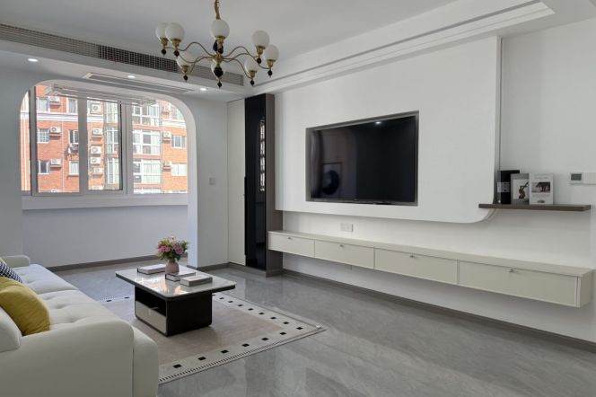 Zhongning rd 2BR 2BA /  Spacious / Bright / Modern/ Quiet / Great compound  /Good view/ elevator