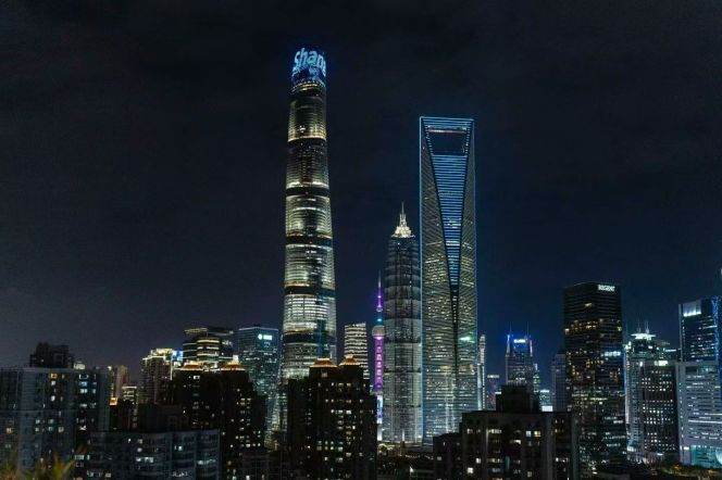 brand new huge 4brs perfect river view big terrace in Lujiazui 60K