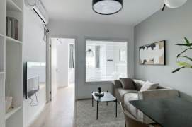 Modern&Cozy 1Br/2Lr/1Bt@L2/11 Jiangsu Rd Station l