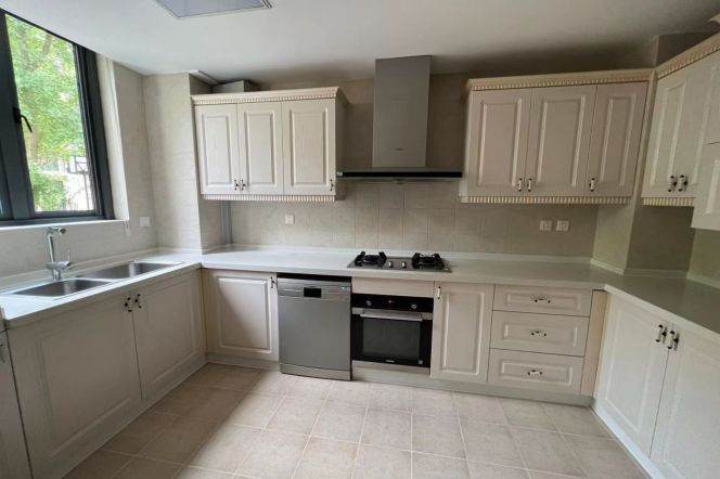 Morden duplex  4brs with balcony  in Green city area