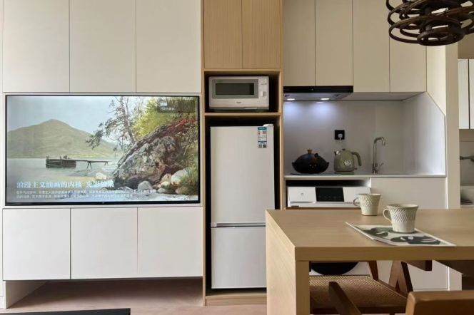 Bright 1br with elevator near Wuding Rd M14