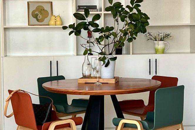 Cozy two Bedrooms elevator Apt with oven near L2/11Jiangsu Rd