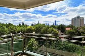 Modern 3Brs in Central Residence