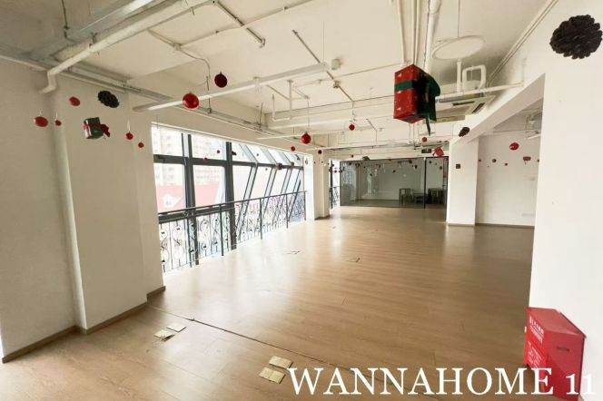 520Sqm Spacious Office on 6F, Whole Floor, Private Terrace
