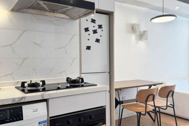 Big 1Br/Zhongshan Park/New/Sunlight/South/Big Window/Open balcony