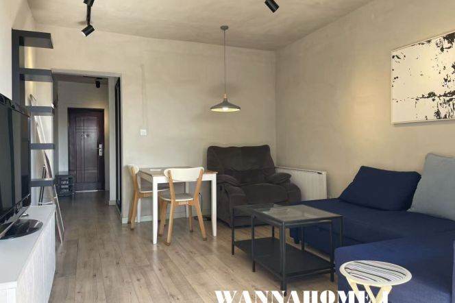 Really Bright&Spacious&Modern 1Bdr 1Bath Apt+ L2/3/4 Zhongshan Park/Large Cloakroom+Open Balcony