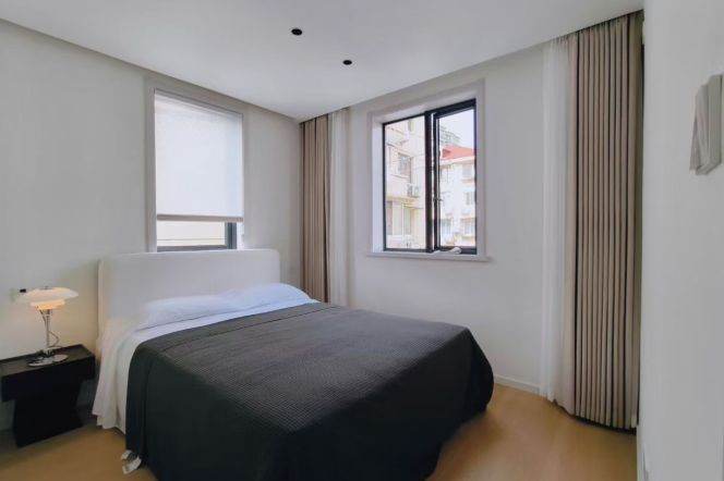 hongqiao rd station one bedroom