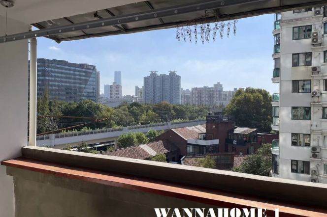 Really Bright&Spacious&Modern 1Bdr 1Bath Apt+ L2/3/4 Zhongshan Park/Large Cloakroom+Open Balcony