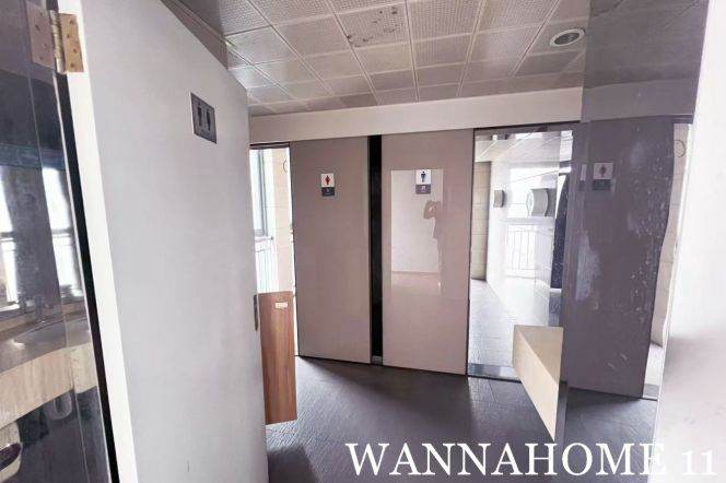 520Sqm Spacious Office on 6F, Whole Floor, Private Terrace