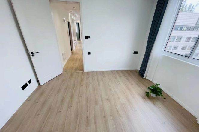 14.5k Comfort 3Br 1Bathr with floor heating Nr Hongqiao Rd.line3/4/10