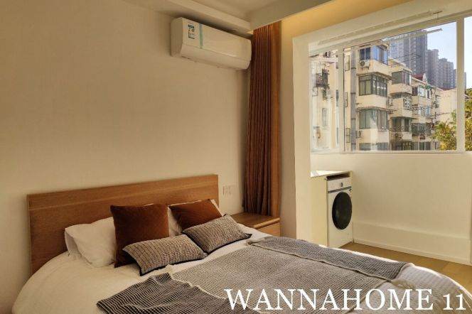 Spacious&Modern&Bright&Great Layout 1Bdr 1Bath Apt/Large Closet/ Jing'an Temple