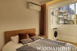 Spacious&Modern&Bright&Great Layout 1Bdr 1Bath Apt/Large Closet/ Jing'an Temple