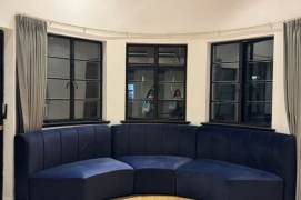 1br2lrs1bath/balcony/facing south/bright/wall heating